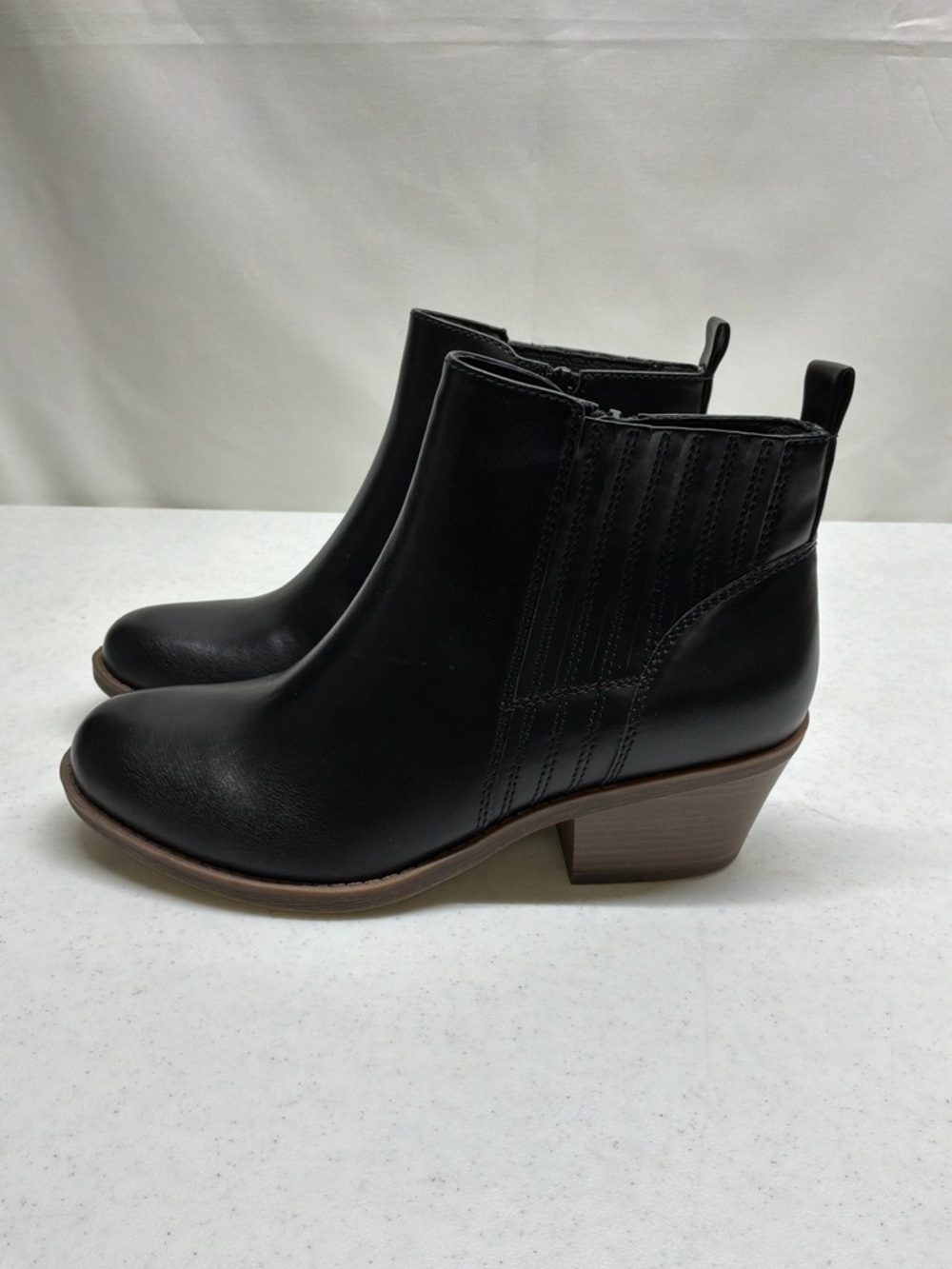 Frye And Co. Black Birch Ankle Boots Women's Size 6M